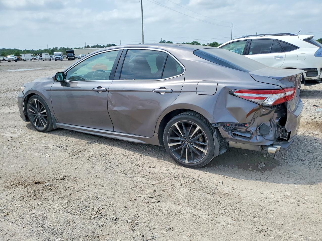 Toyota Camry Xse