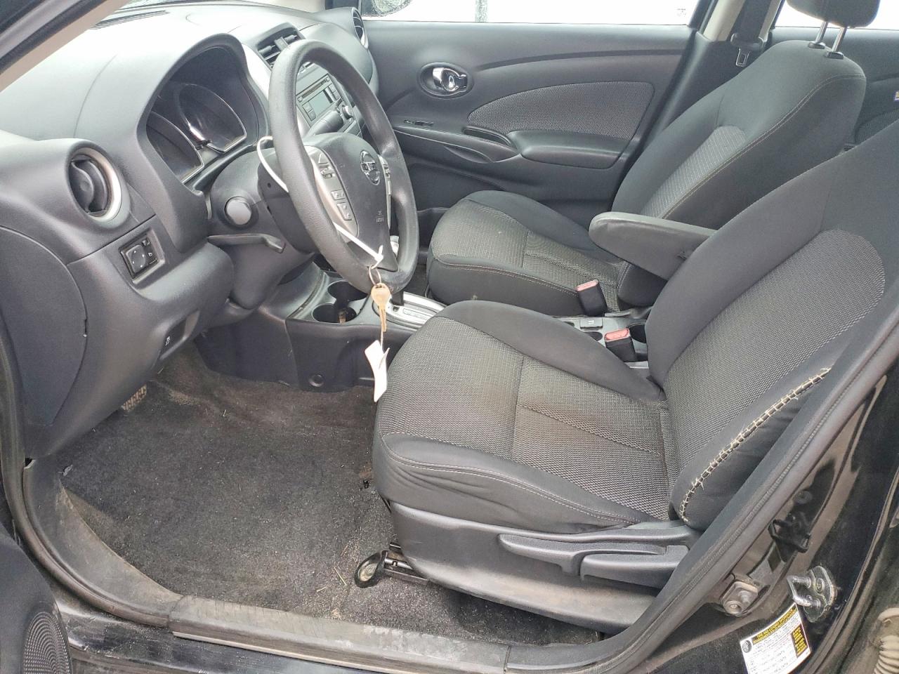 Nissan Versa 1.6 Sv
