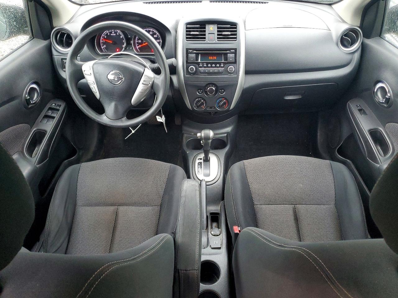 Nissan Versa 1.6 Sv