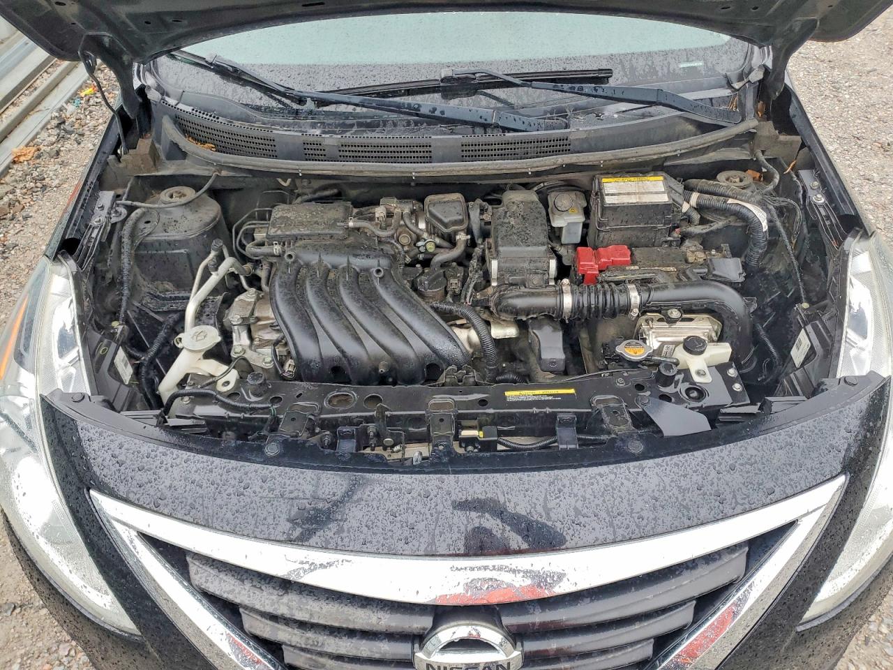 Nissan Versa 1.6 Sv