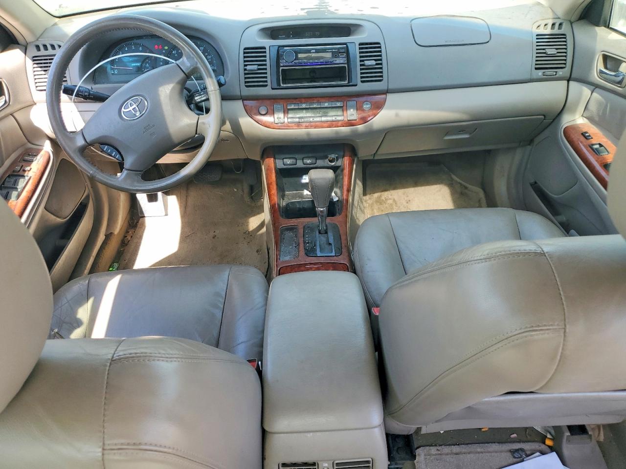 Toyota Camry Xle V6