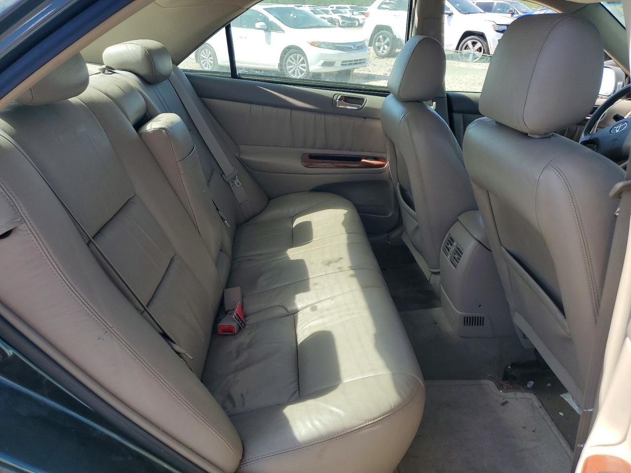 Toyota Camry Xle V6