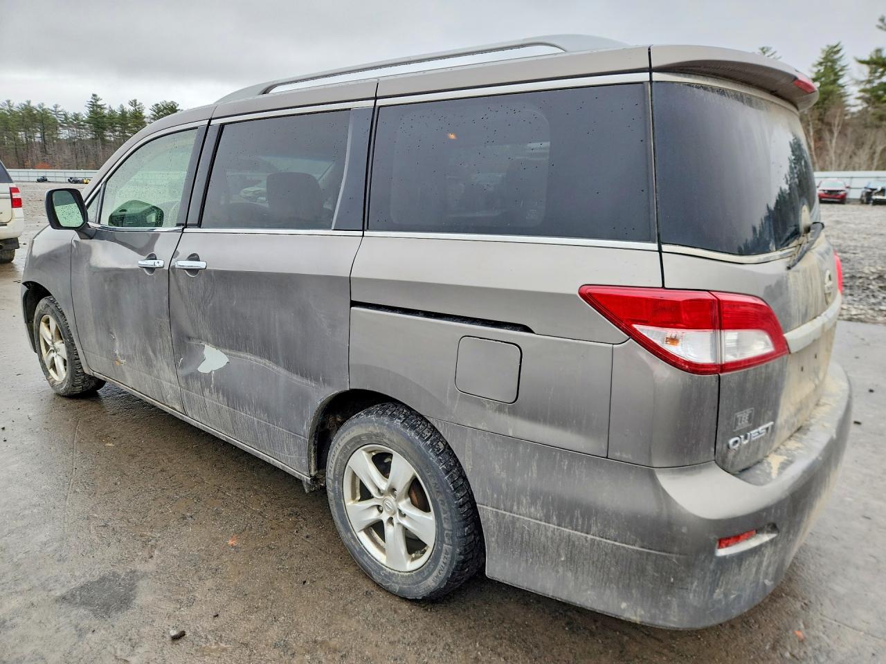 Nissan Quest Sv