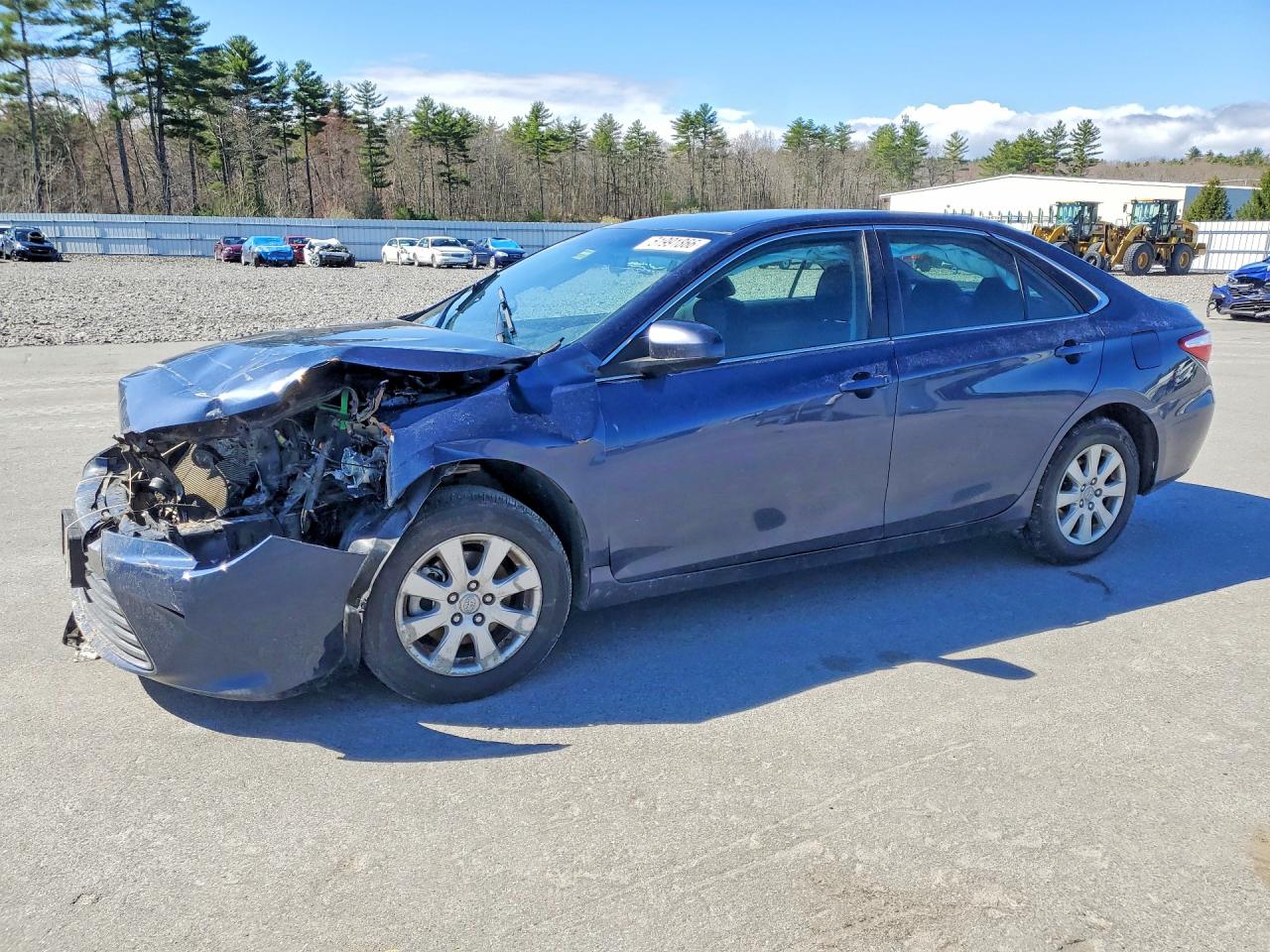 Salvage Toyota Camry Image