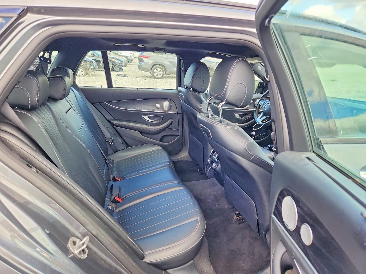 Mercedes-Benz E-Class 450 4matic