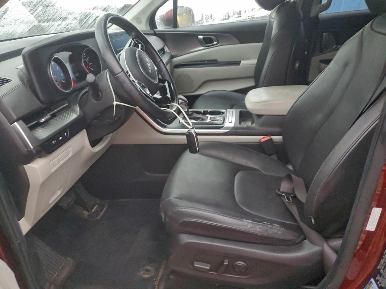 Kia Carnival Lx
