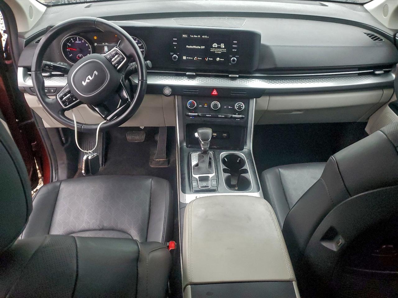 Kia Carnival Lx