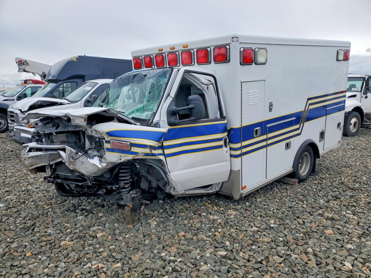 Salvage Ford Econoline Image
