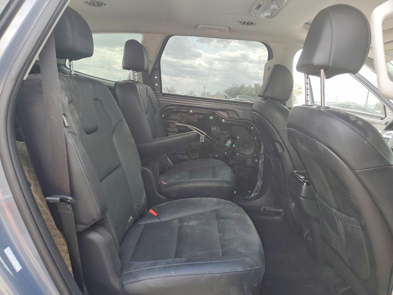 Kia Telluride S