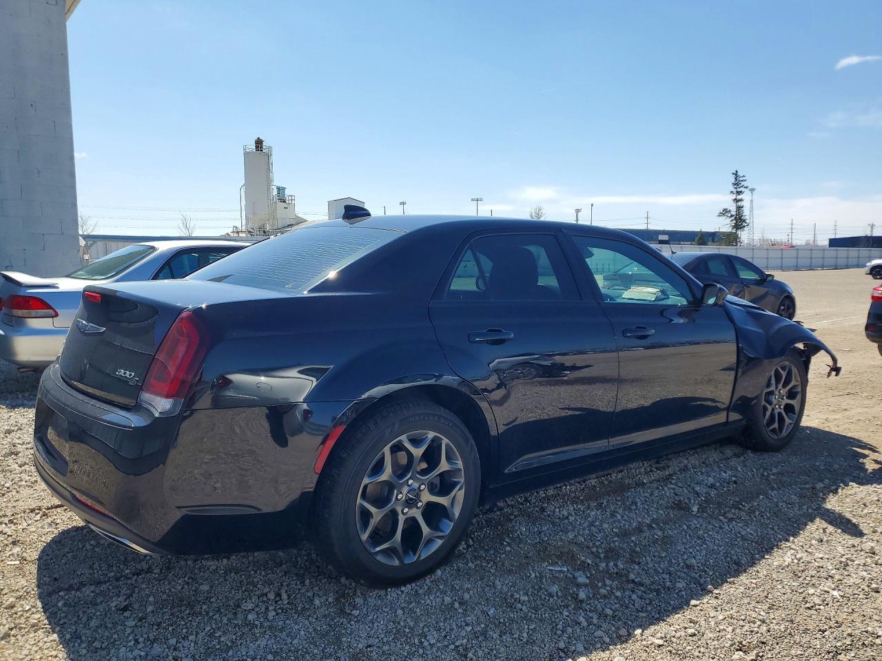 Chrysler 300 S