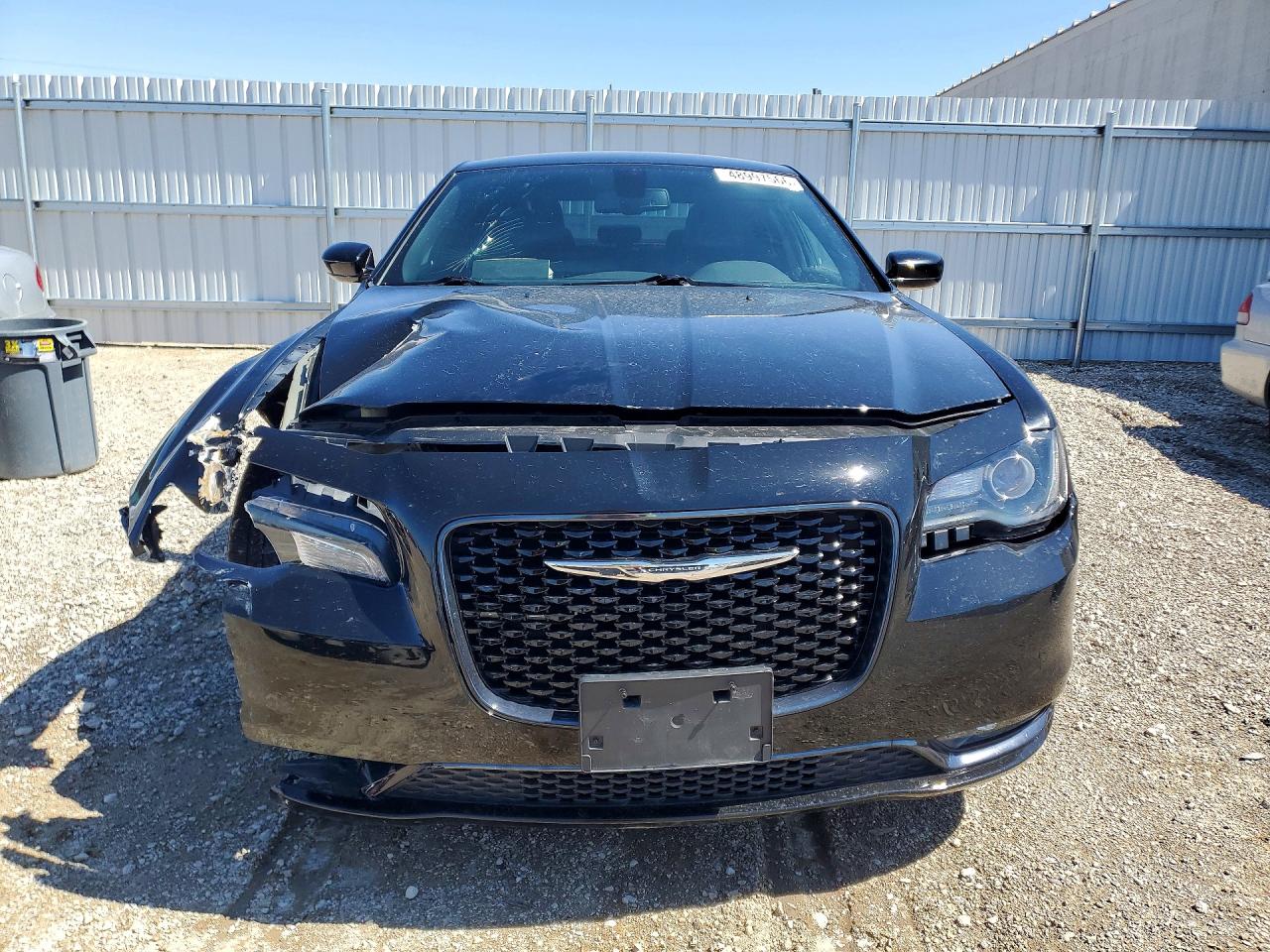 Chrysler 300 S