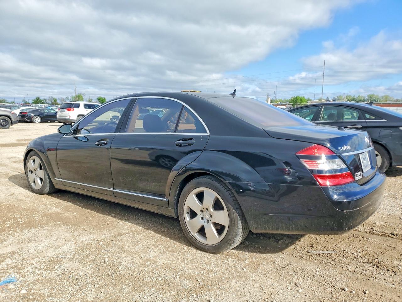 Mercedes-Benz S-Class 550