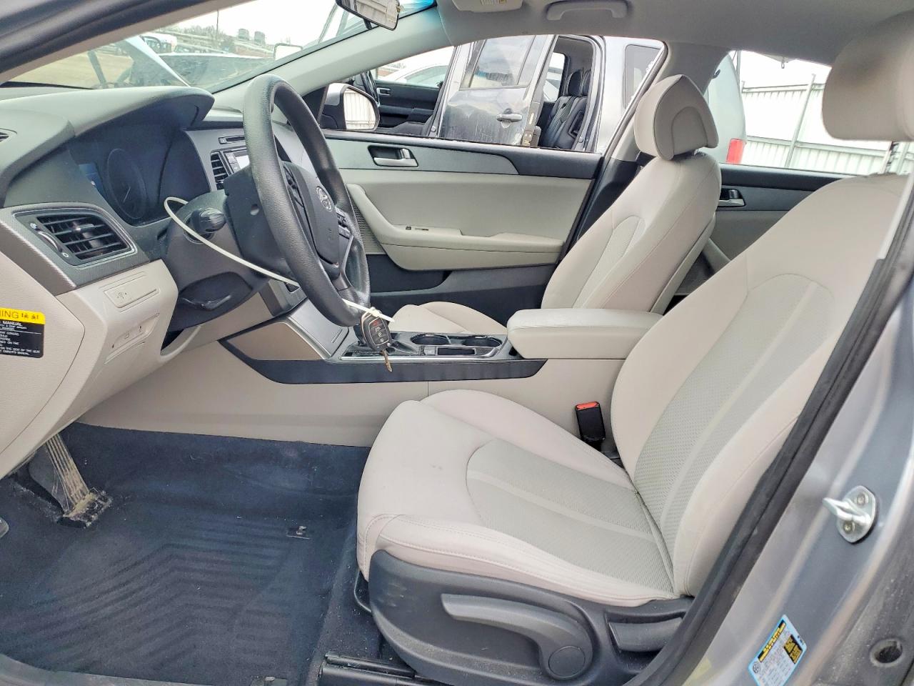 Hyundai SONATA Base