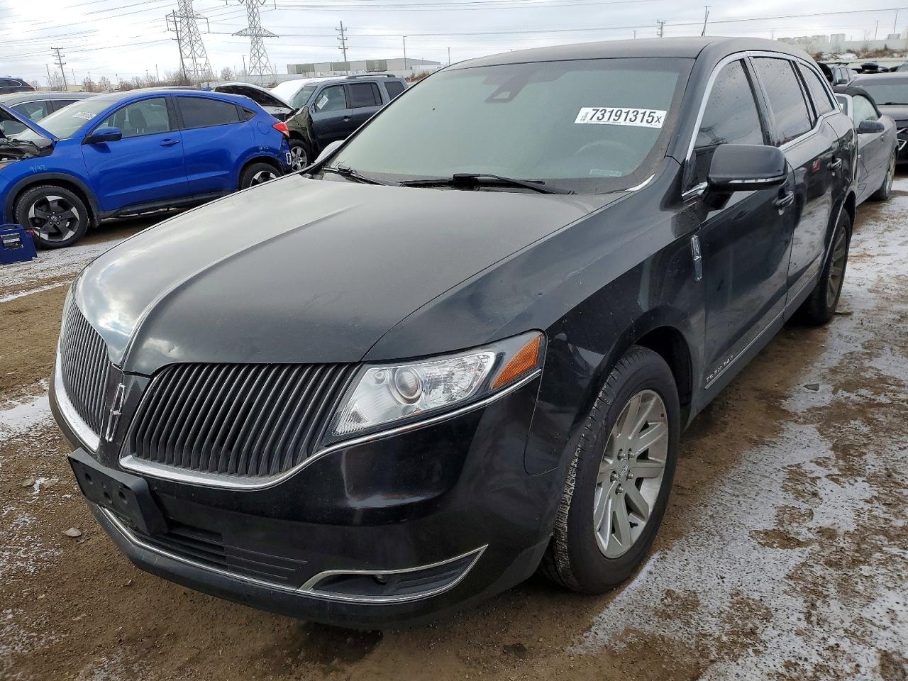 Salvage Lincoln MKT Image