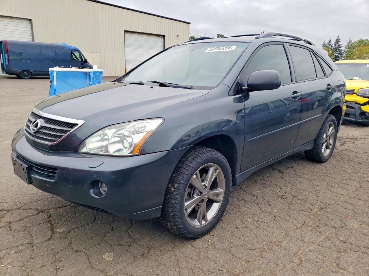 Salvage Lexus RX Image
