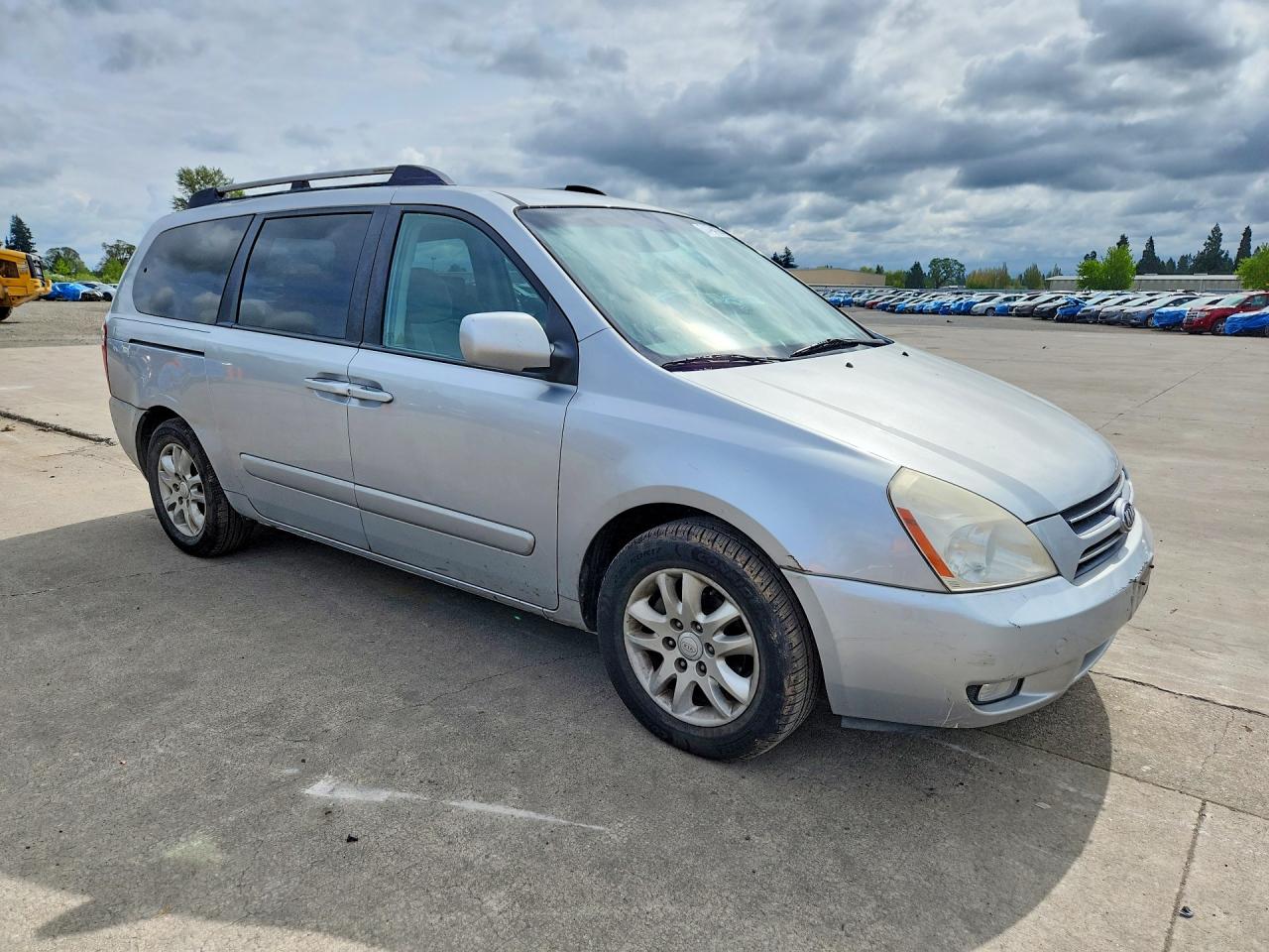 Kia Sedona Lx