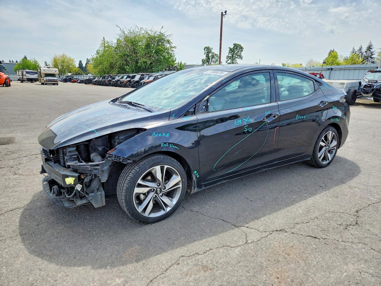 Salvage Hyundai ELANTRA Image