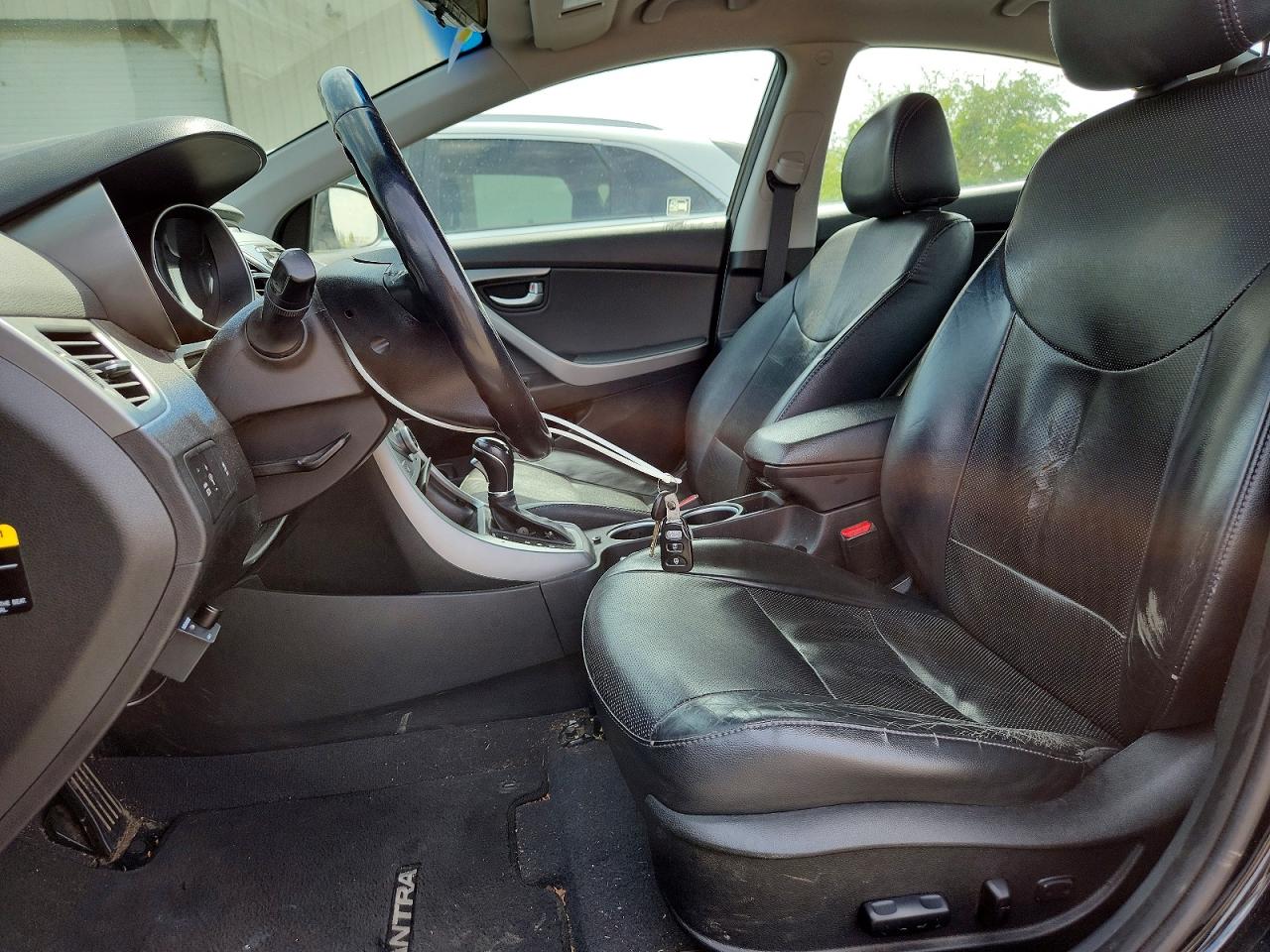 Hyundai ELANTRA Limited