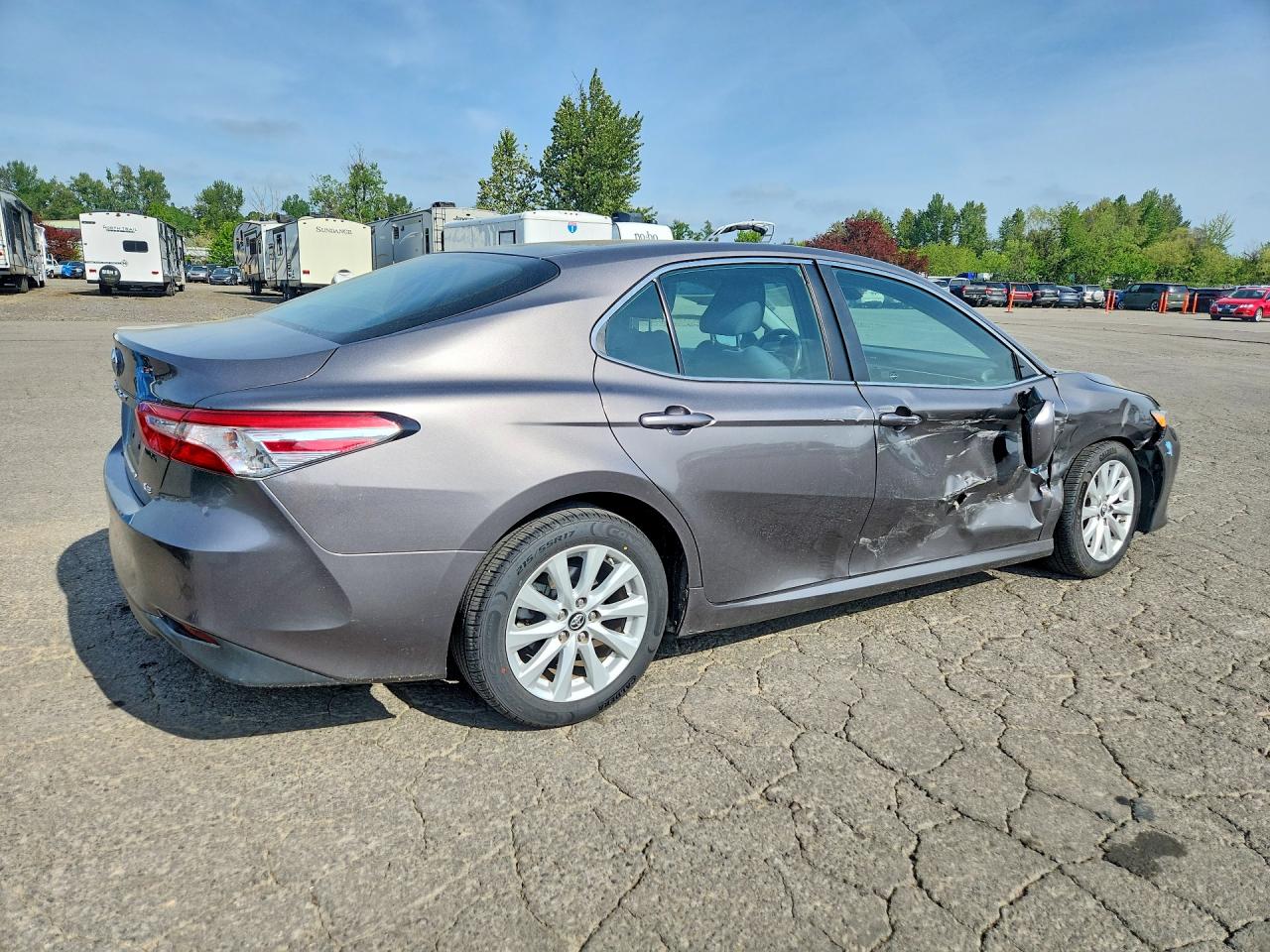 Toyota Camry Le