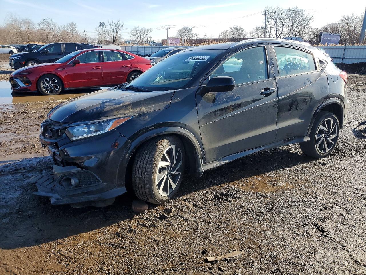 Salvage Honda HR-V Image
