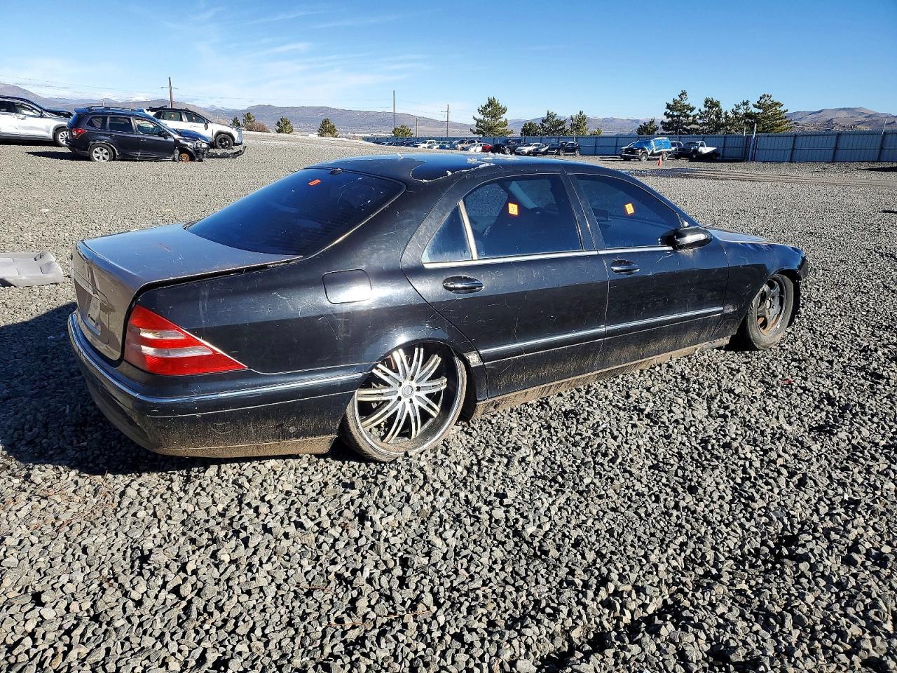 Mercedes-Benz S-Class 430