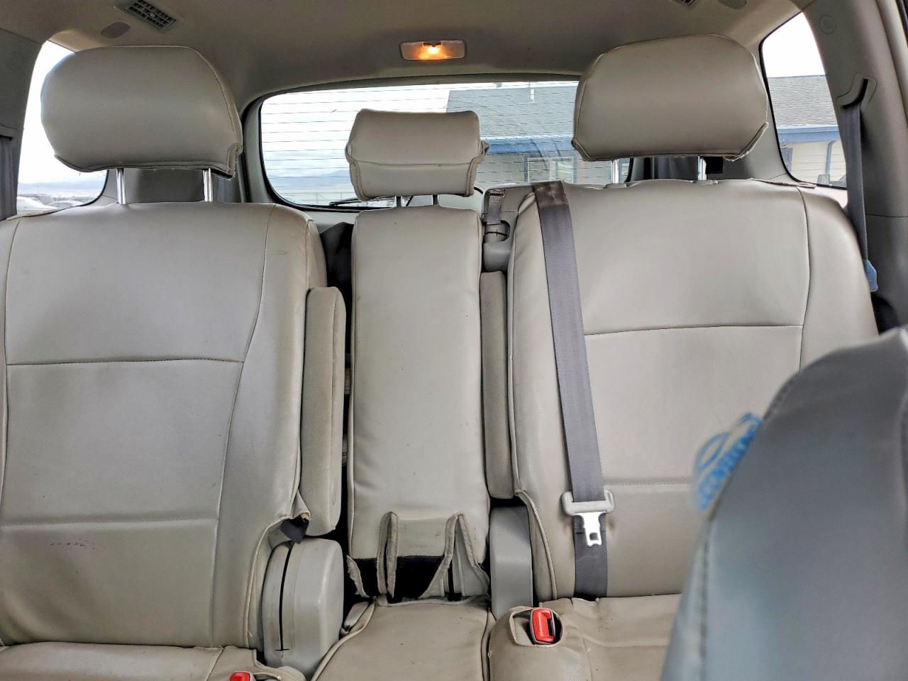 Toyota Highlander Base