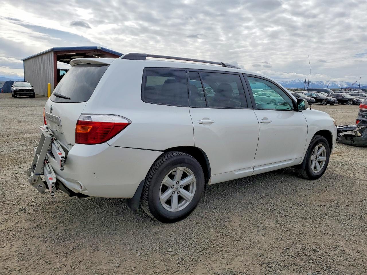 Toyota Highlander Base