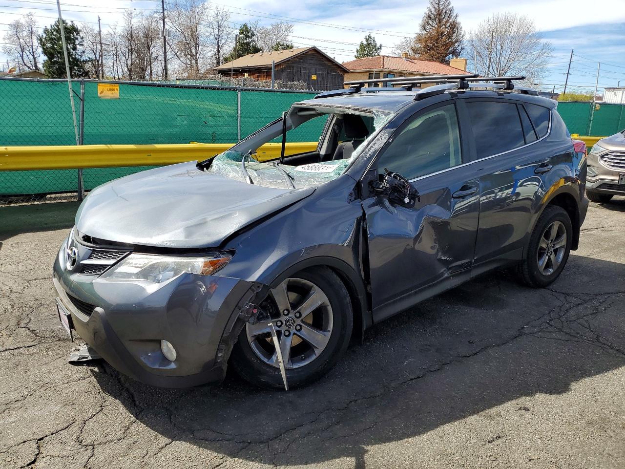 Salvage Toyota RAV4 Image