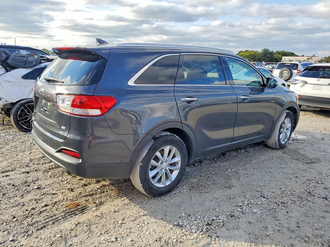 Kia Sorento Lx
