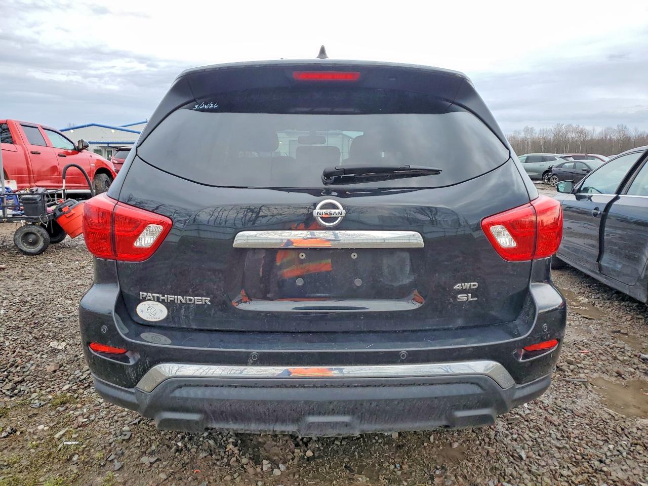 Nissan Pathfinder Sl