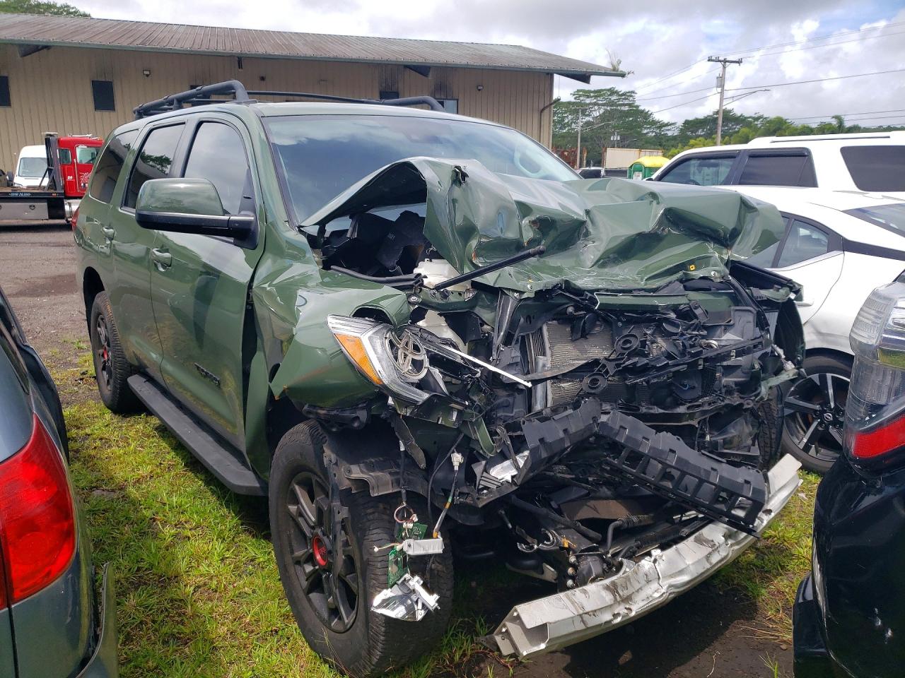 Toyota Sequoia Sr5
