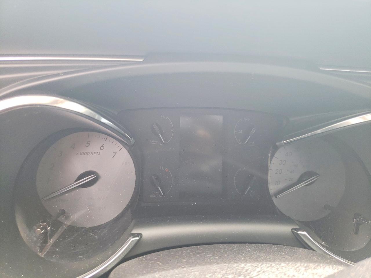 Toyota Sequoia Sr5
