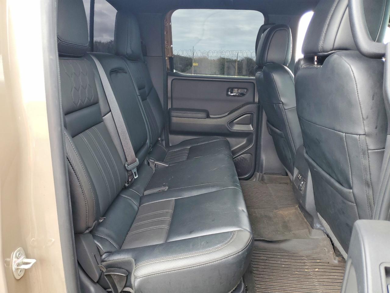 Nissan Frontier Pro-x