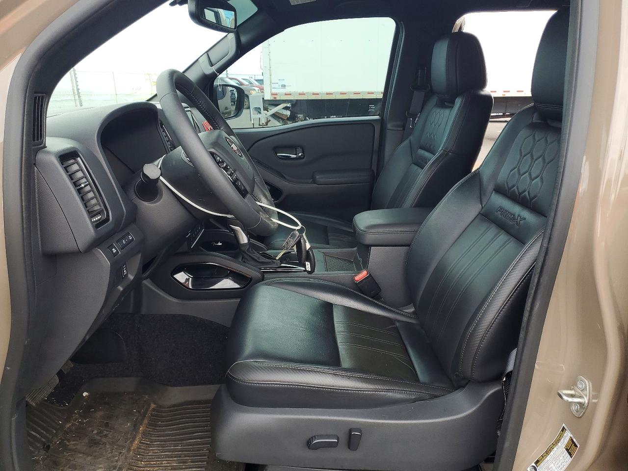 Nissan Frontier Pro-x