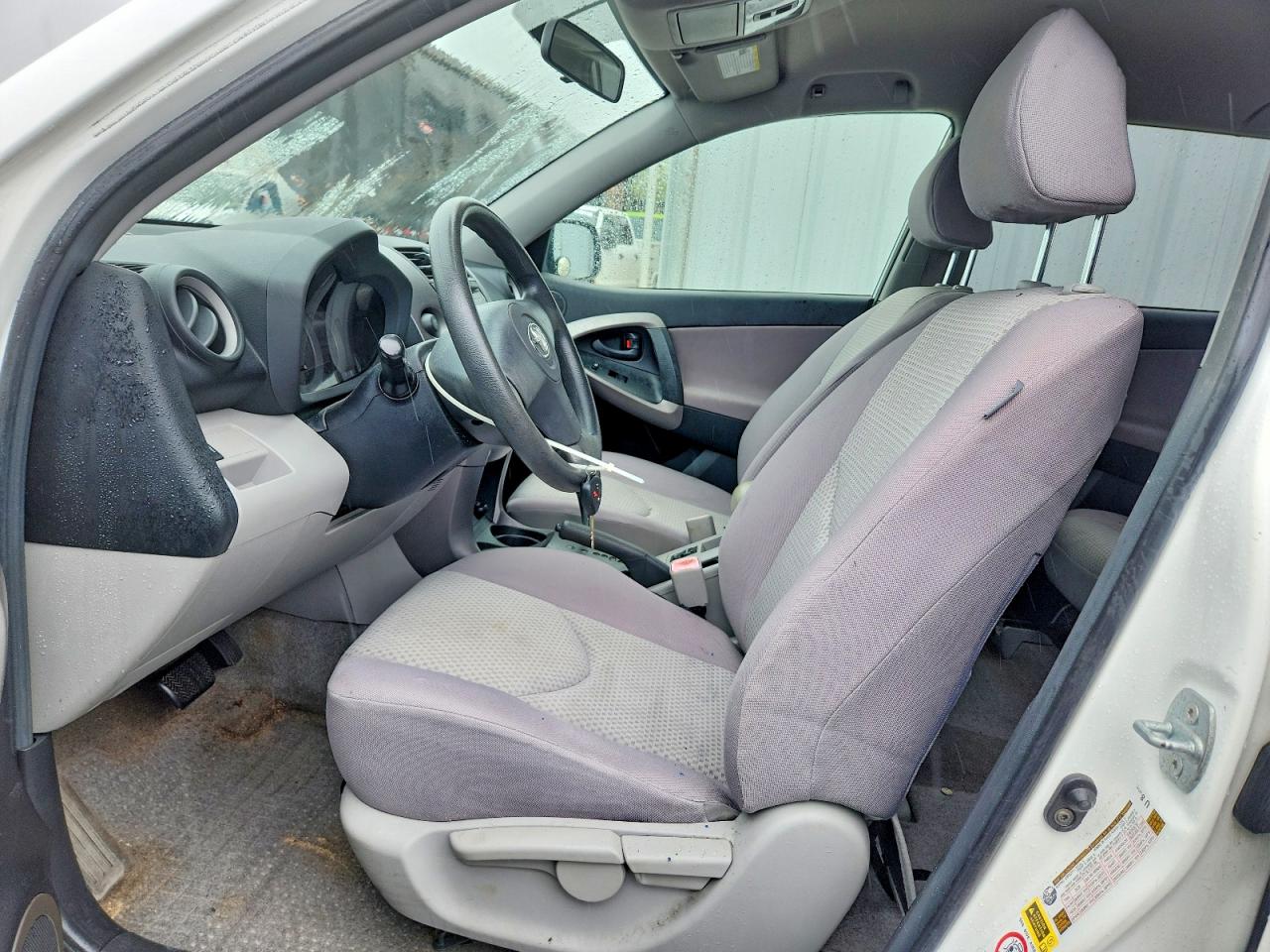 Toyota RAV4 Base