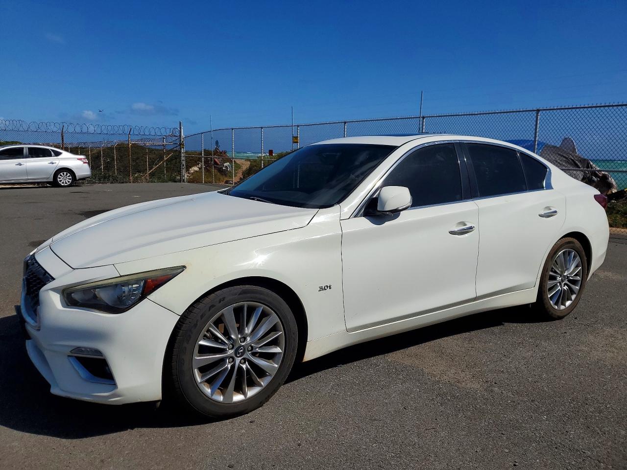 Salvage INFINITI Q50 Image