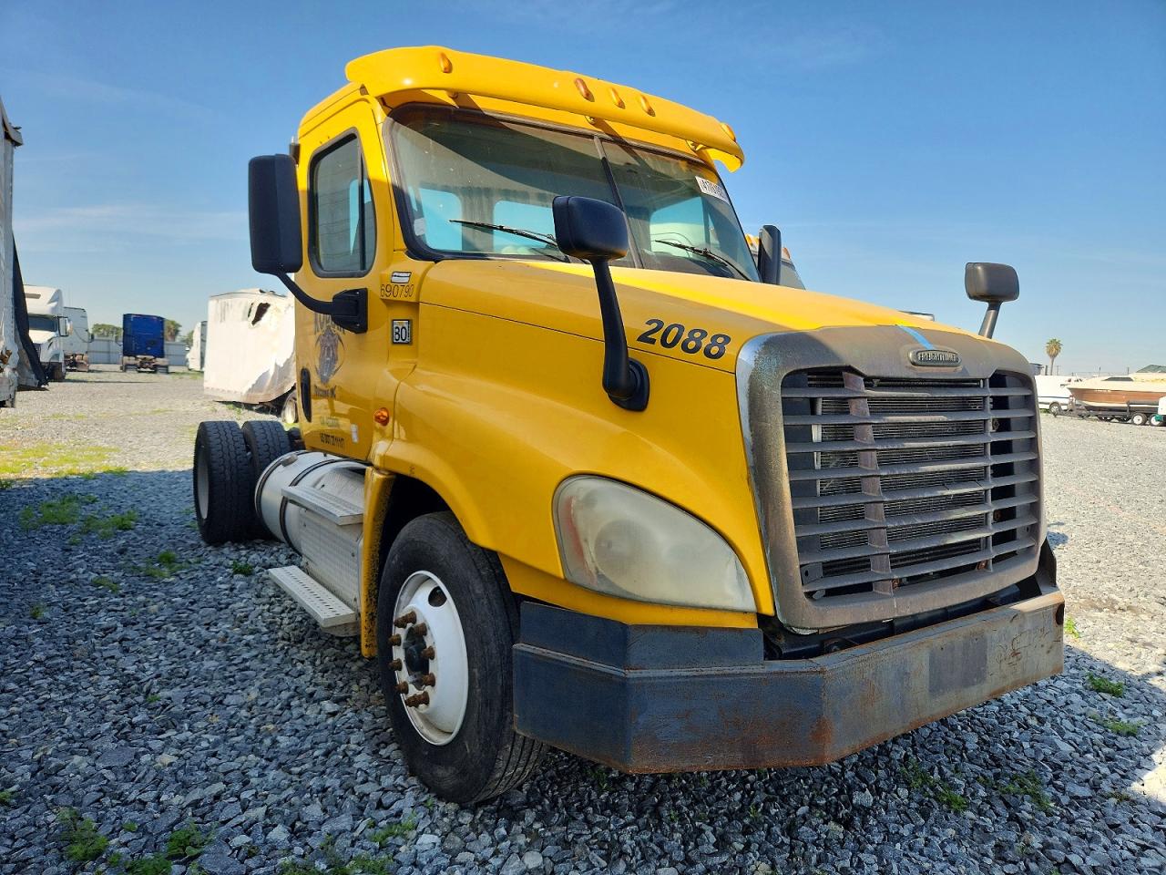 Salvage Freightliner Cascadia Image
