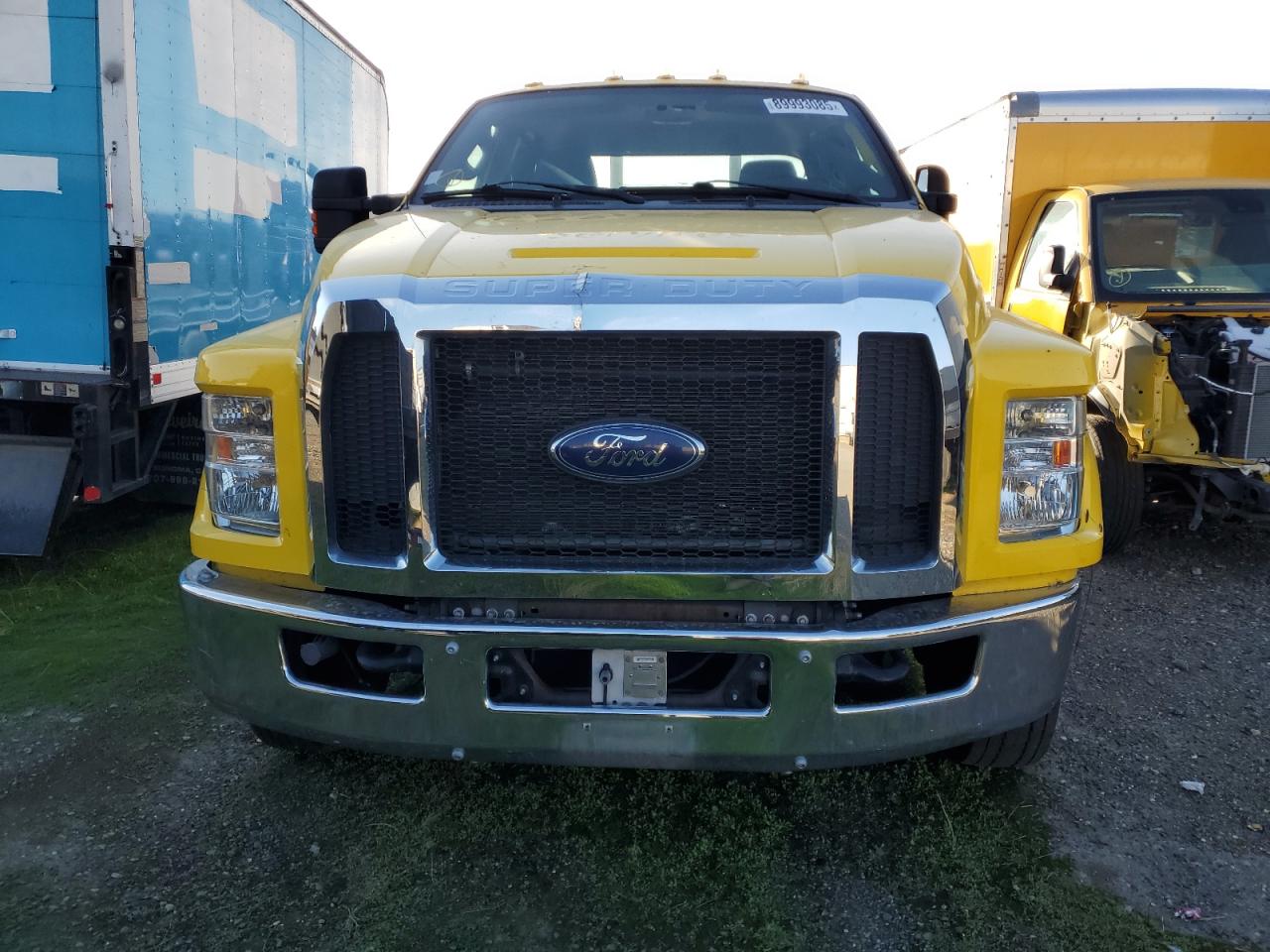Ford F-650 Super Crewzer