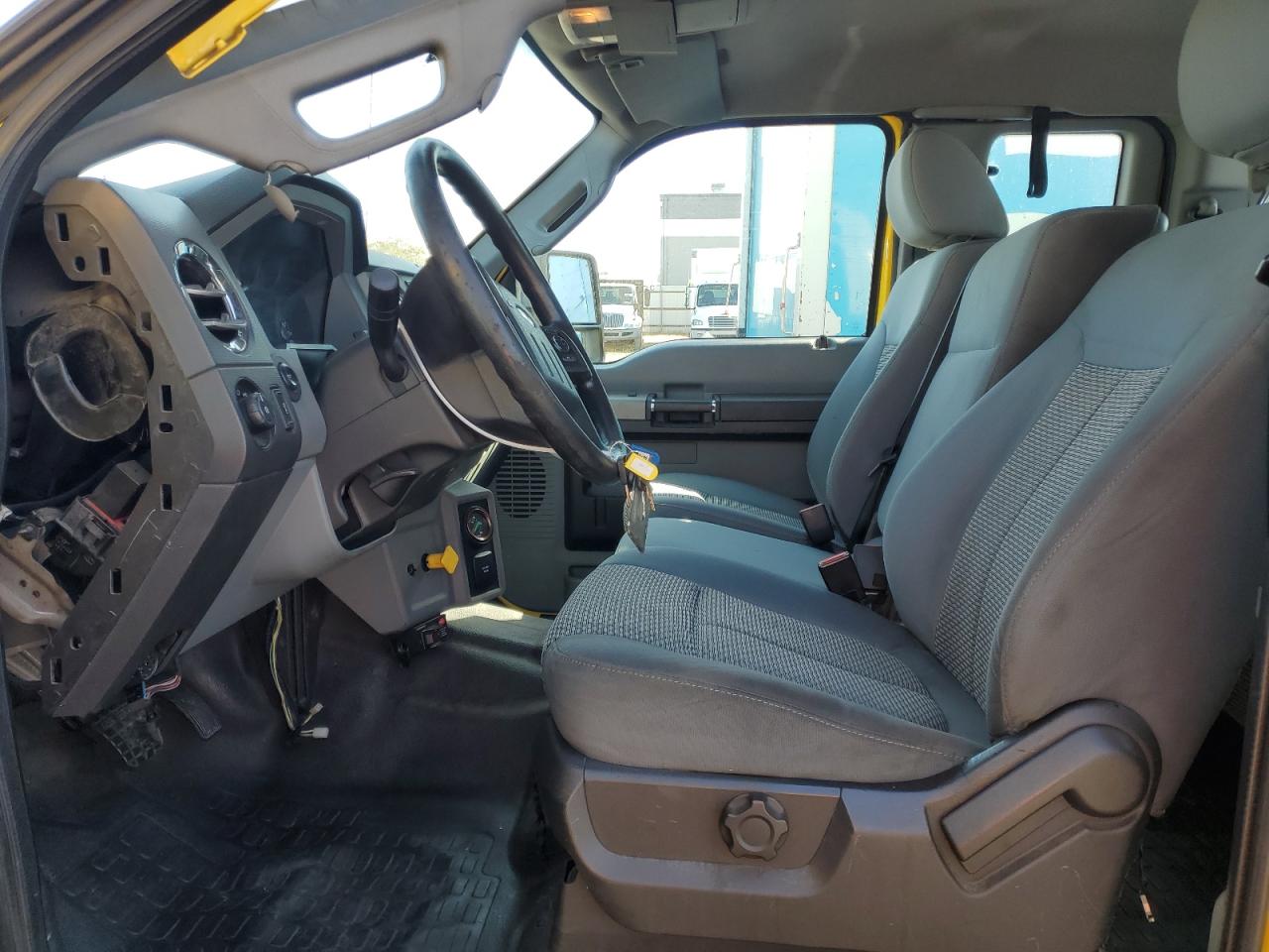 Ford F-650 Super Crewzer