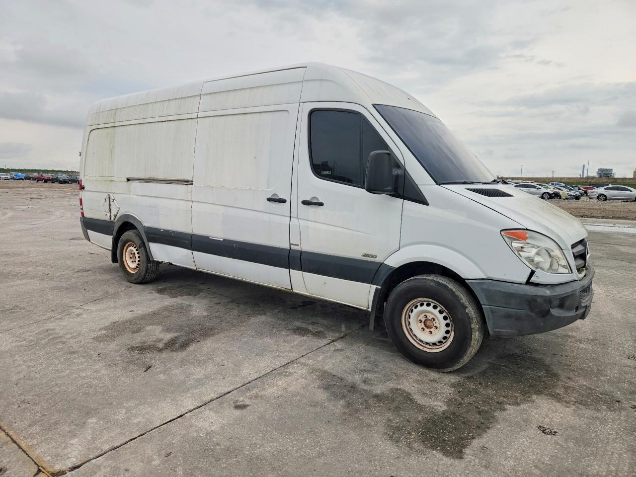 Mercedes-Benz Sprinter 2500
