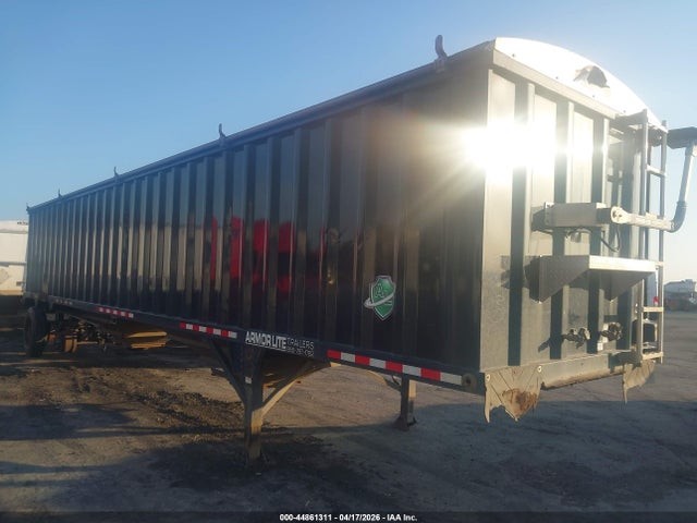 Salvage Armor Lite Grain Trailer Image