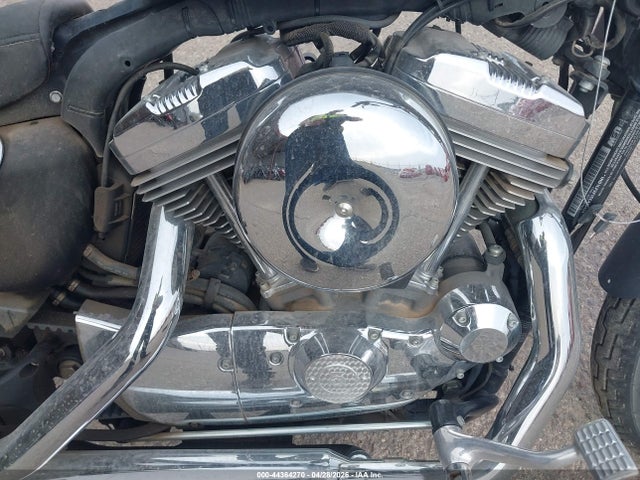 Harley-Davidson Xl1200 V