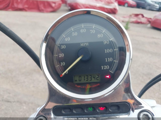 Harley-Davidson Xl1200 V
