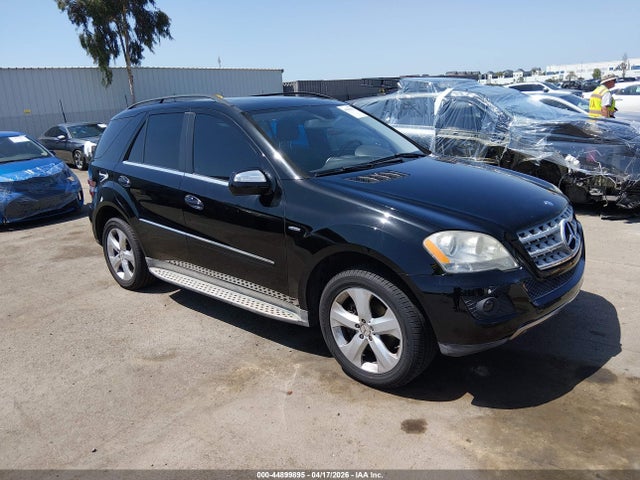 Salvage Mercedes-Benz M-Class Image