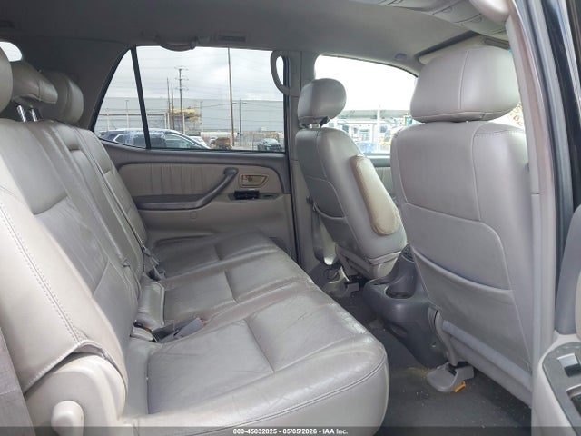 Toyota Sequoia Limited V8