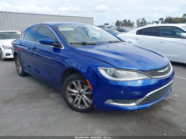 Salvage Chrysler 200 Image