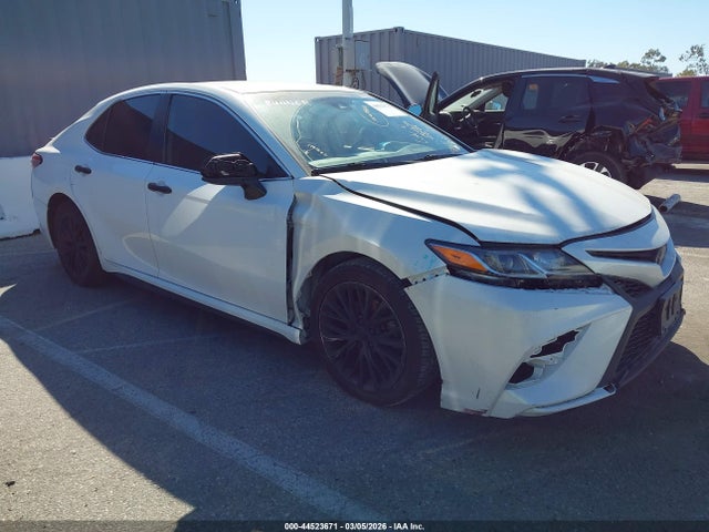 Salvage Toyota Camry Image