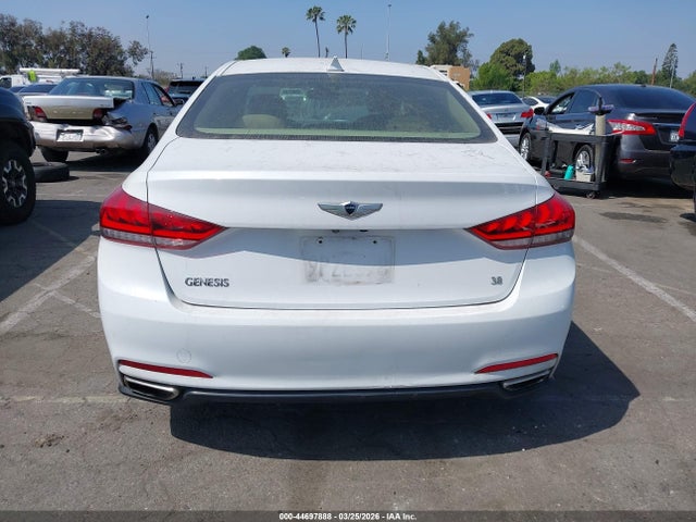 Hyundai Genesis 3.8