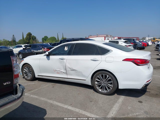 Hyundai Genesis 3.8