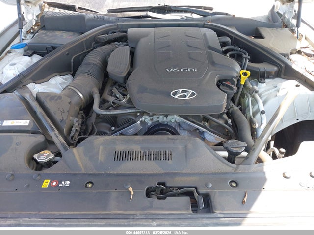 Hyundai Genesis 3.8